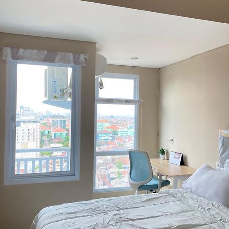 Bess Mansion Apartment, 16Th Floor Surabaya Luaran gambar