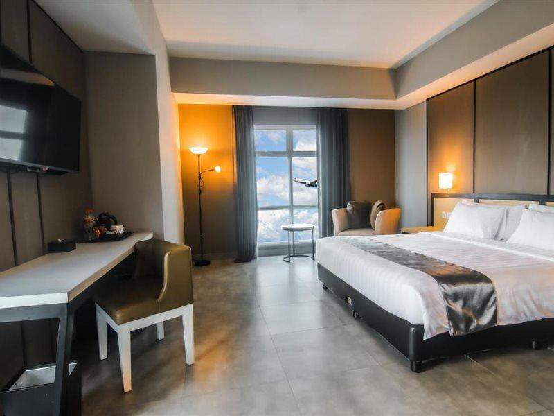 Bess Mansion Apartment, 16Th Floor Surabaya Luaran gambar