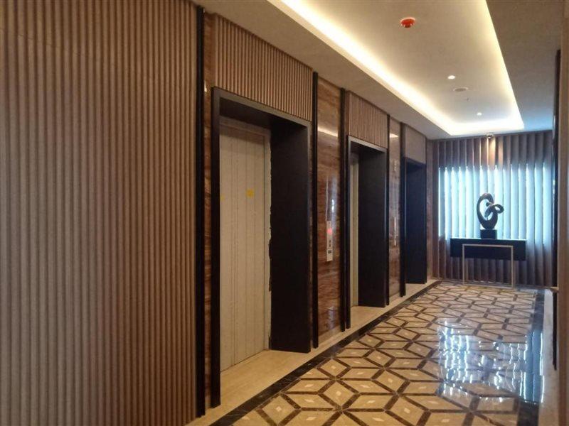 Bess Mansion Apartment, 16Th Floor Surabaya Luaran gambar